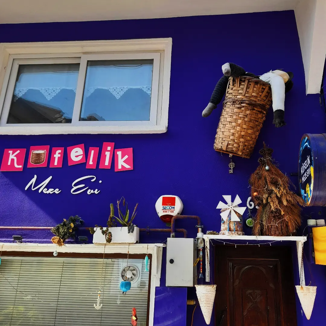 625077581 18117807070590711 551105007245768643 N. (1)